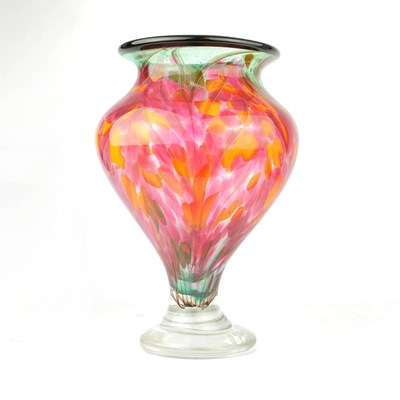 Lot 279 - MURANO STYLE GLASS VASE.