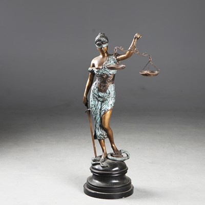 Lot 277 - CONTEMPORARY SCHOOL SCULPTURAL STUDY OF LADY JUSTICE.