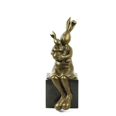 Lot 179 - CONTEMPORARY SCHOOL SCULPTURAL STUDY OF MOTHER AND CHILD RABBITS.