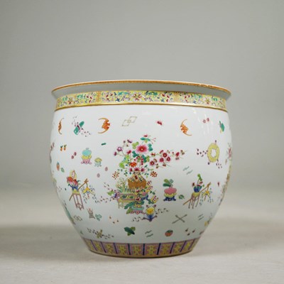 Lot 391 - CHINESE STYLE PLANTER.