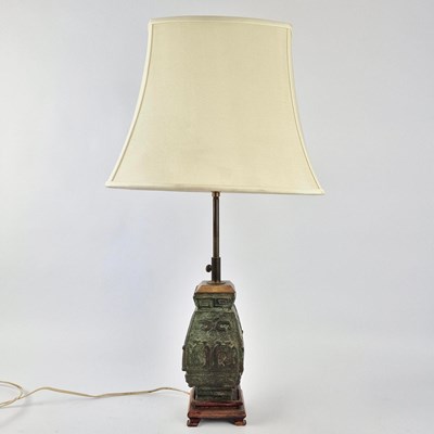 Lot 278 - CHINESE ARCHAIC STYLE BRONZE TABLE LAMP.