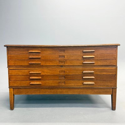 Lot 119 - PLAN CHEST.
