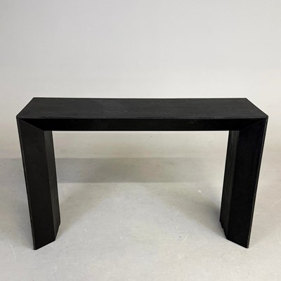 Lot 418 - CONSOLE TABLE.