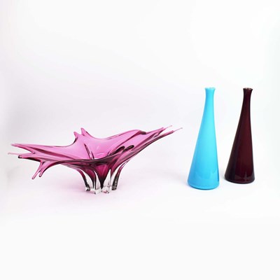 Lot 116 - MURANO AMYTHST GLASS CENTER PIECE. (3).