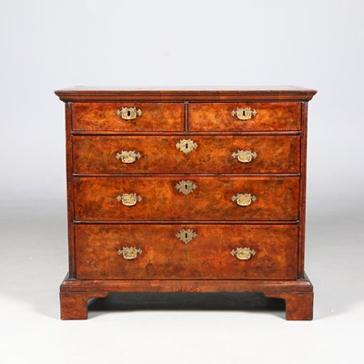 Lot 278 - QUEEN ANNE WALNUT CHEST