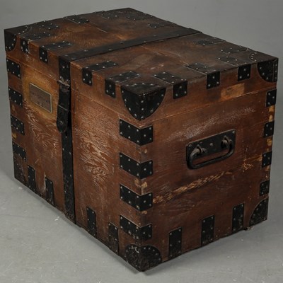 Lot 390 - SILVER CHEST