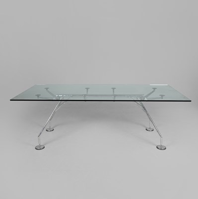 Lot 20 - TECNO NOMOS DINING TABLE BY NORMAN FOSTER.