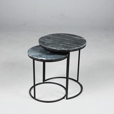 Lot 721 - OCCASSIONAL TABLES, A NEST OF TWO.
