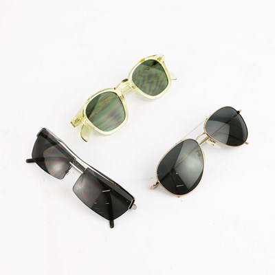 Lot 104 - THREE PAIRS OF DESIGNER SUNGLASSES.