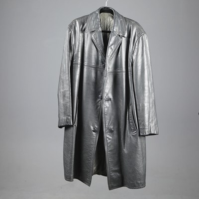 Lot 156 - VINTAGE LONG GREY/BLACK LEATHER COAT (1).