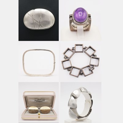 Lot 304 - A COLLECTION OF POST MODERNIST SILVER JEWELLERY.
